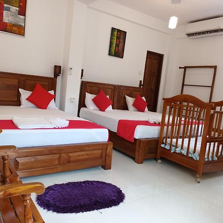 Hotel White Camelot Kandy Exterior foto