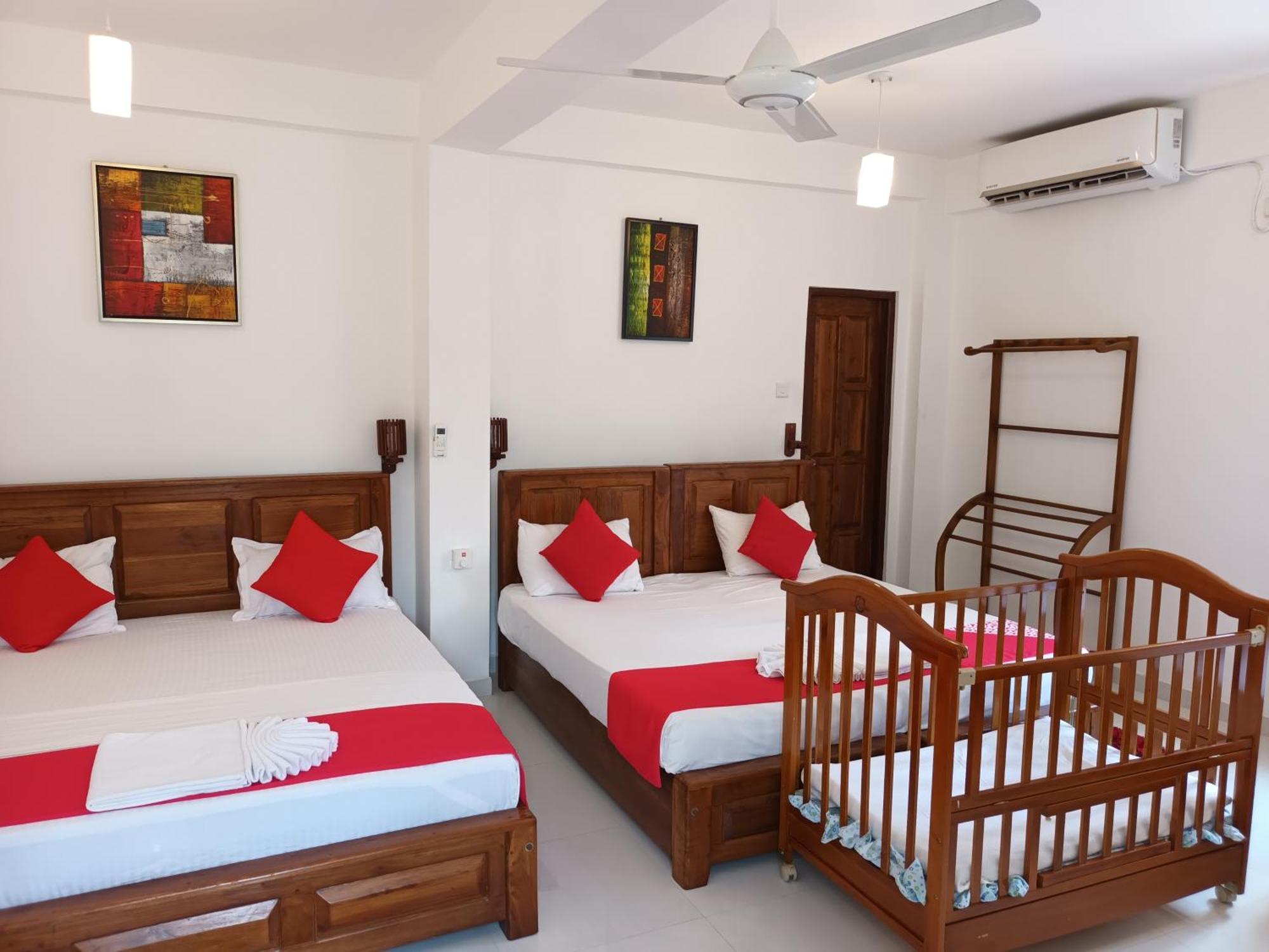 Hotel White Camelot Kandy Exterior foto